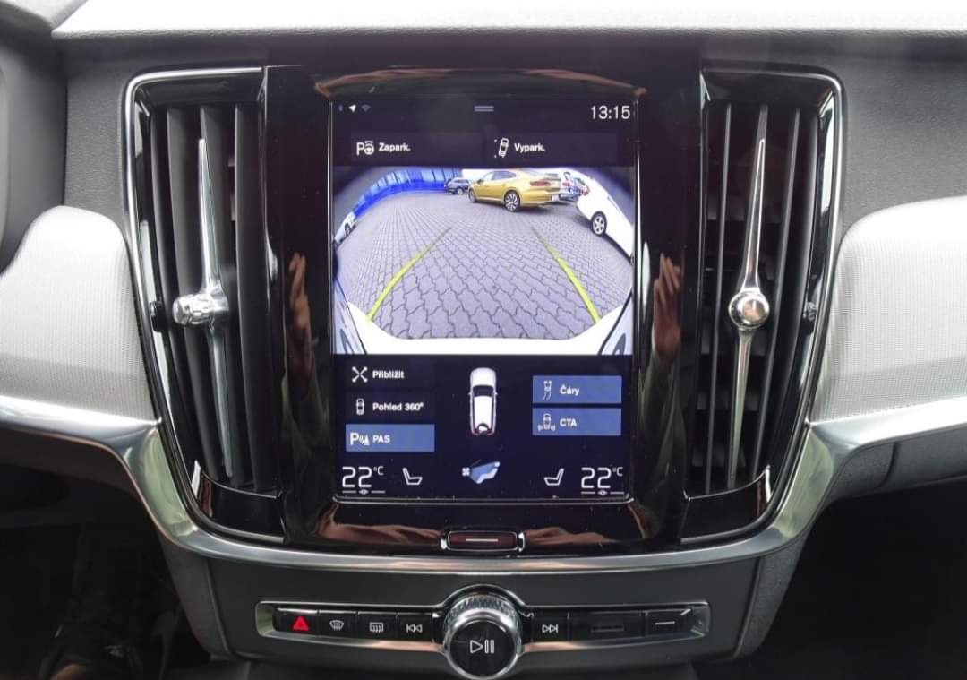 VOLVO V90 D5 AWD R-design
